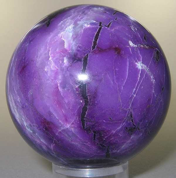 Sugilite-Richterite2.jpg